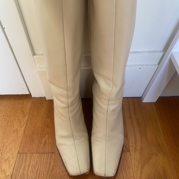 Alohas East Boots in Off Ivory Size 38 - Picture 2 of 7